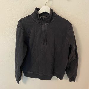 Universal thread quilted sweatshirt